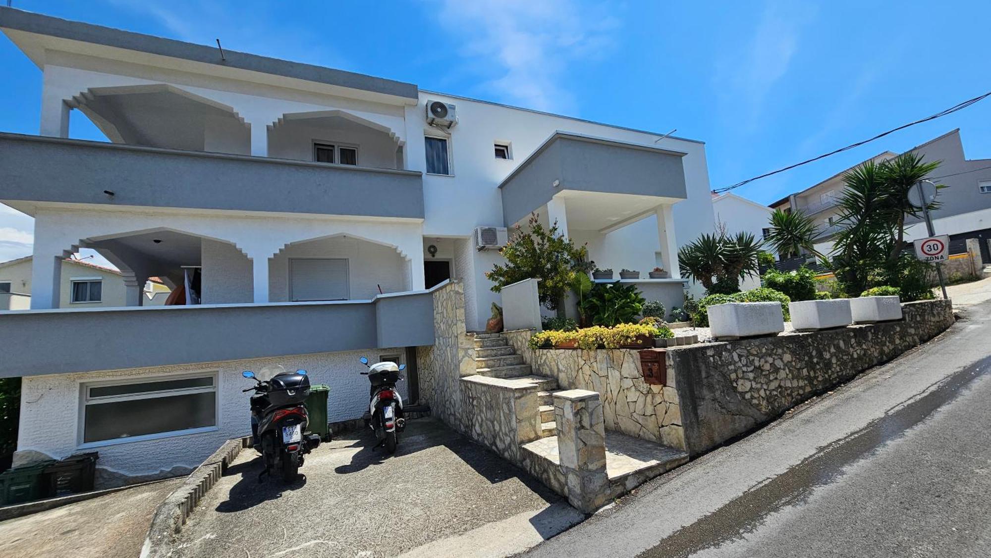 Grgic Trogir