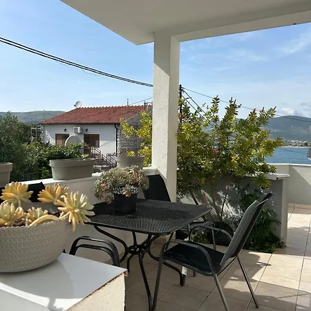 Apartmani Grgic Trogir Exterior photo