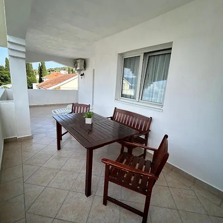 Apartmani Grgic Trogir Exterior photo