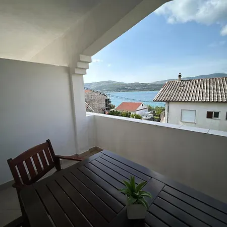 Apartmani Grgic Trogir Exterior photo